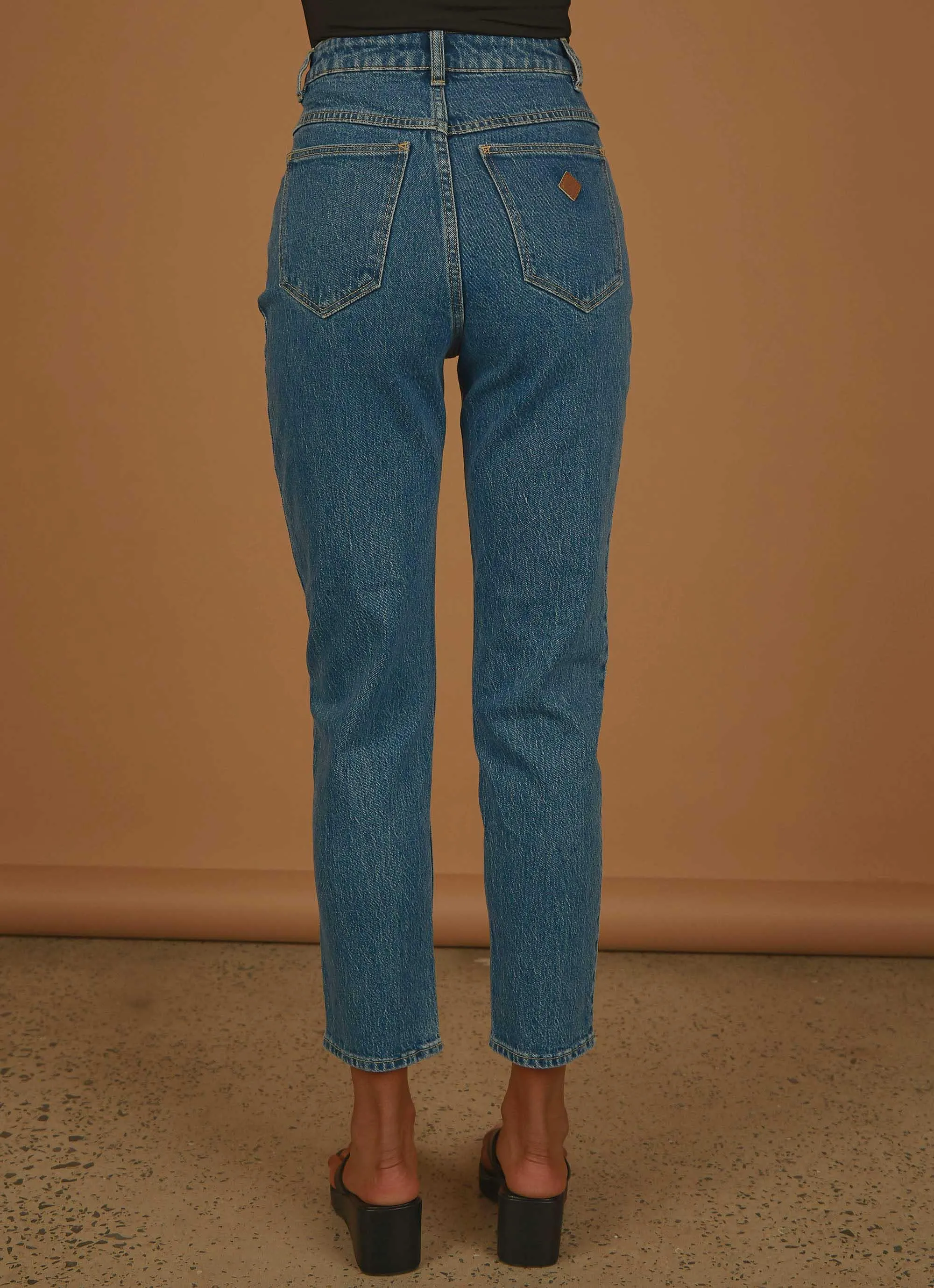 94 High Slim Chantell OG Organic Cotton Mom Jeans - Vintage Wash