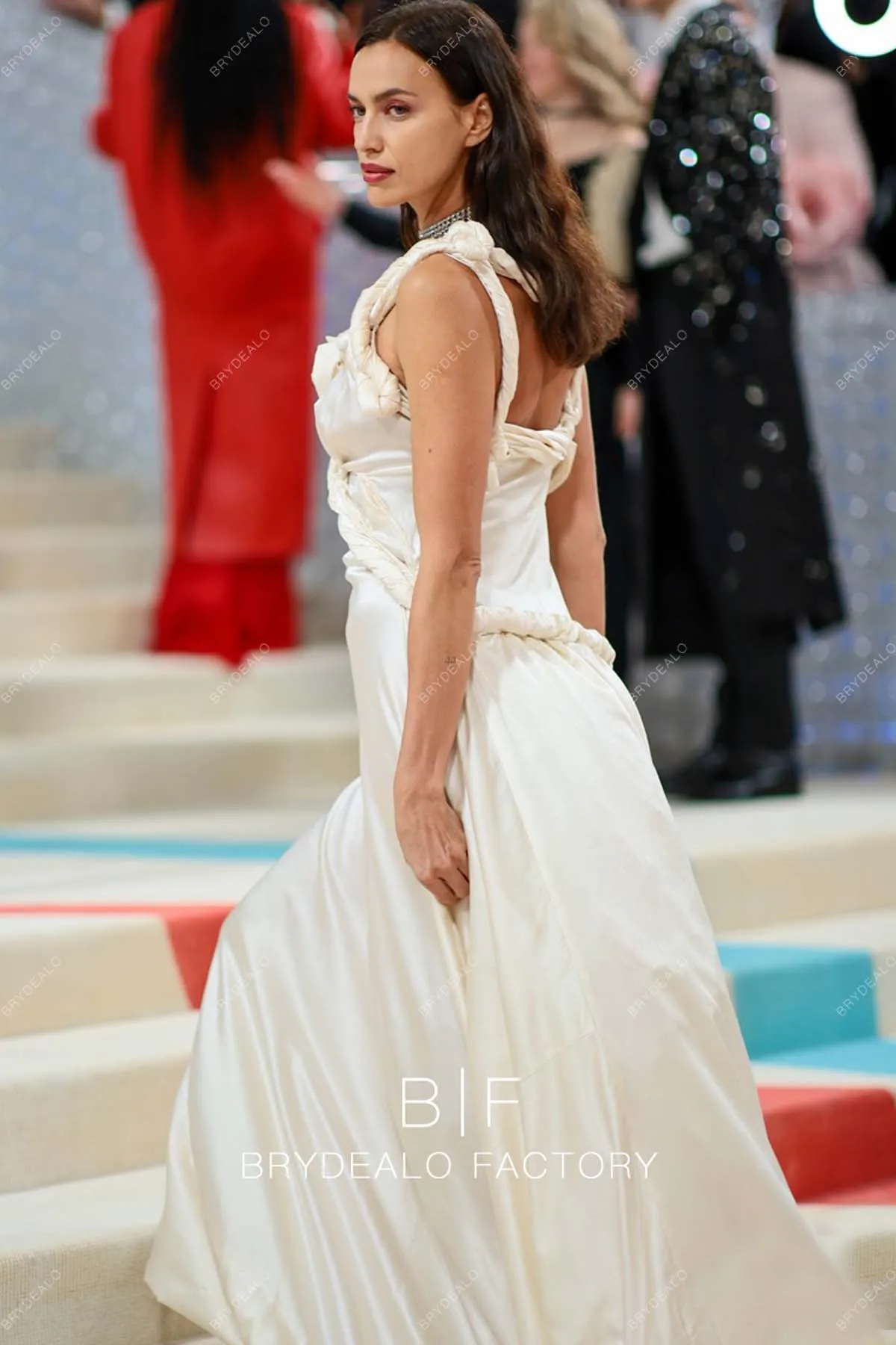 Irina Shayk 2023 Met Gala Ivory Silky Satin Sleeveless A-Line Dress