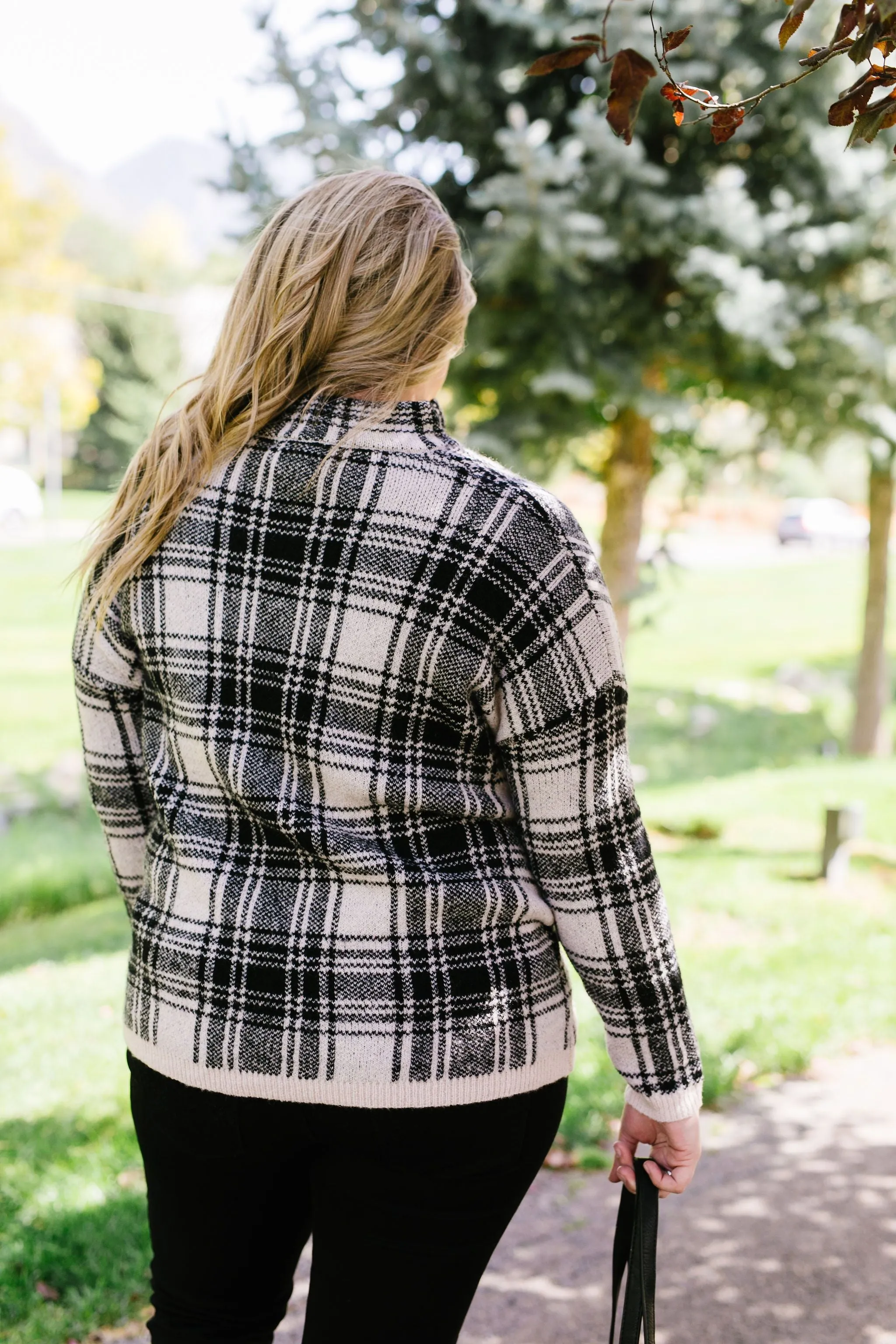 Plaid Girl Pullover