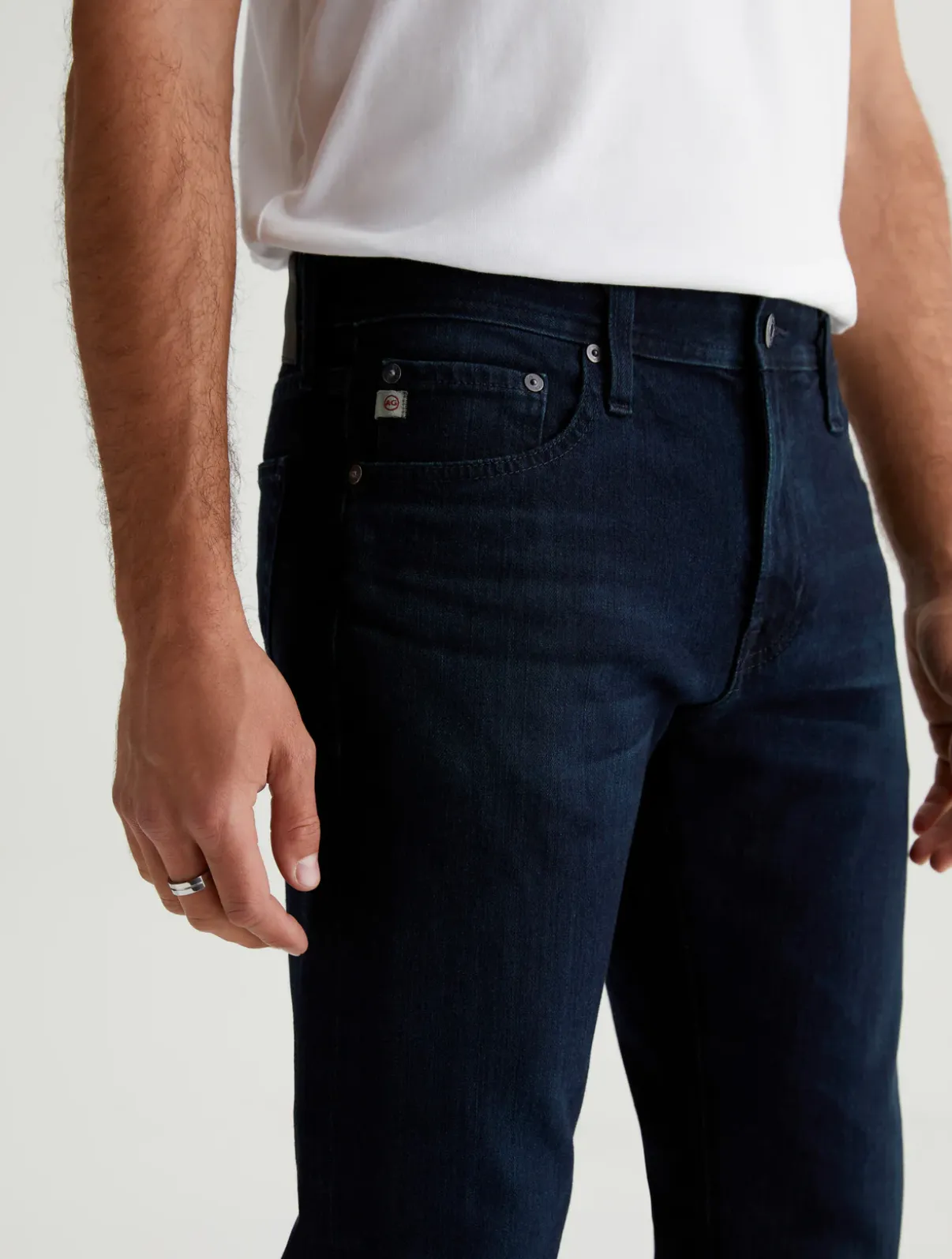 THE DYLAN SLIM FIT IN BUNDLED