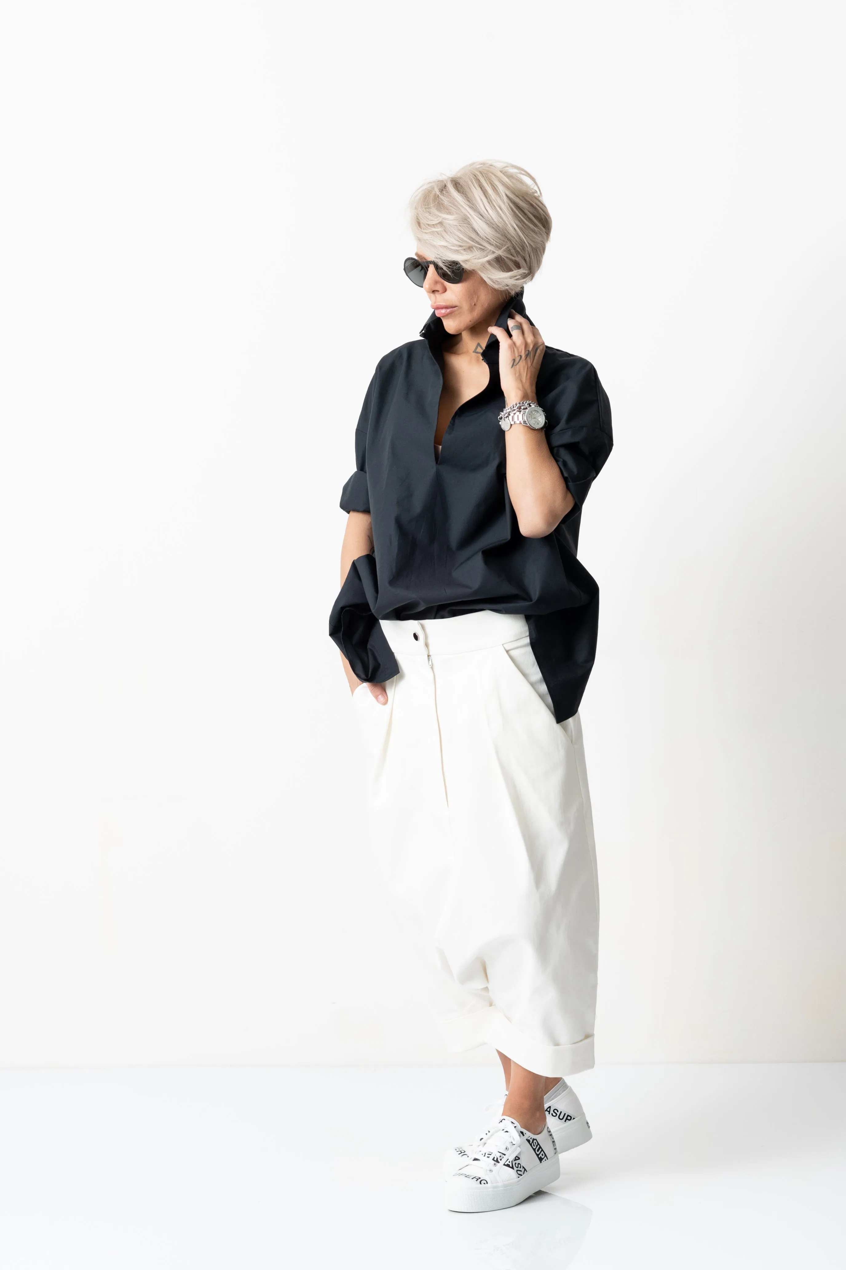 White Drop Crotch Casual Pants with Side Pockets